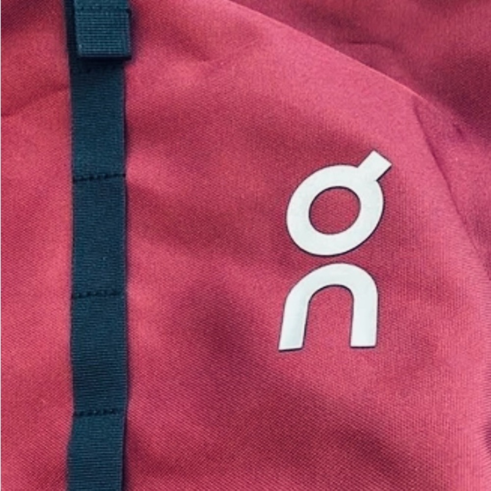 On Cloud Running Running Backpack - image 3